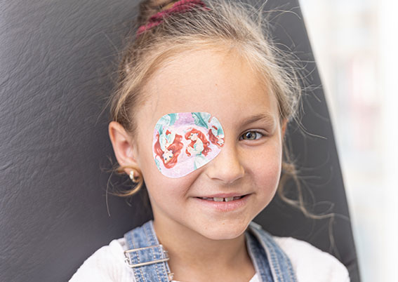 Vorsorge für Kinder in der Praxis der Augenärzte Krefeld